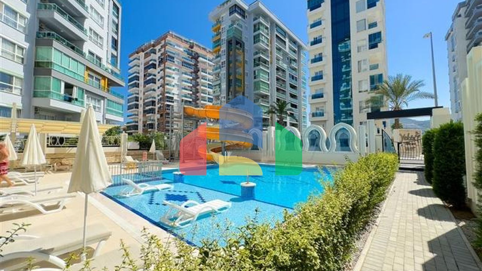 Двухкомнатная квартира 1+1 с мебелью в районе Махмутлар