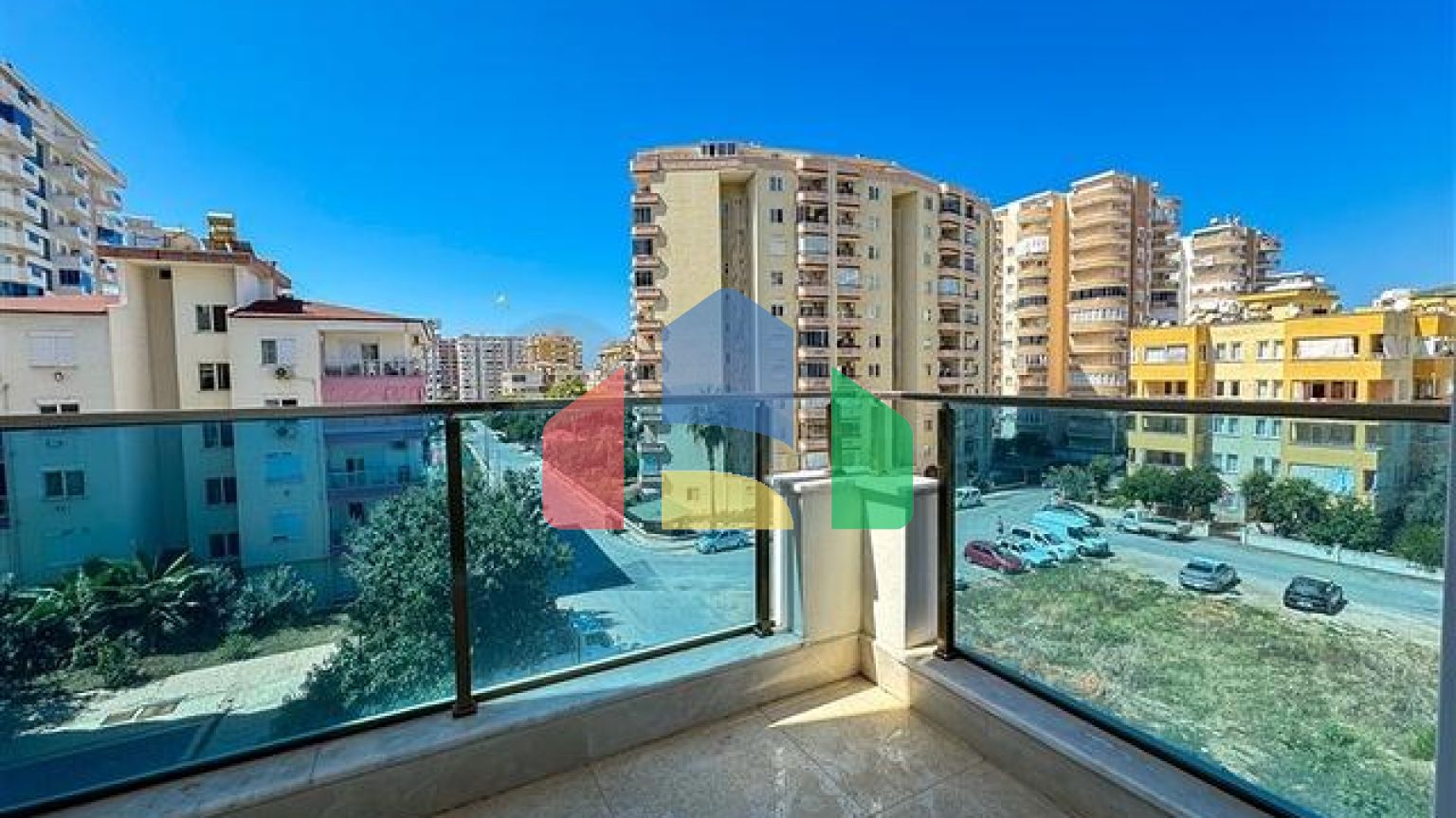 Двухкомнатная квартира 1+1 с мебелью в районе Махмутлар