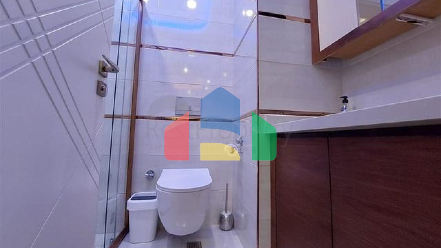 Двухкомнатная квартира в 300 м от моря