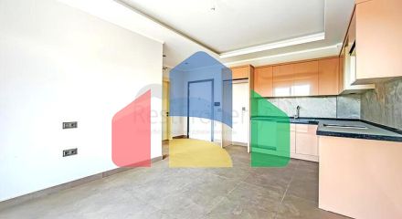 Сучасна квартира 1+1 в розвиненому районі Аланії