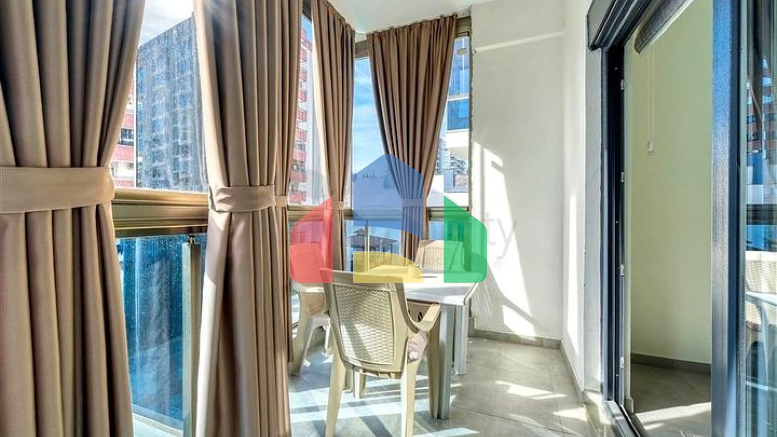 Квартира 1+1 с полной инфраструктурой комплекса в районе Махмутлар