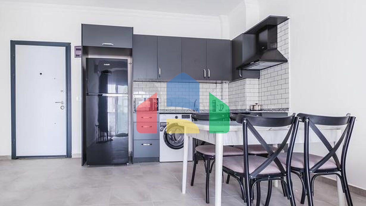 Современная квартира рядом с морем в Махмутларе