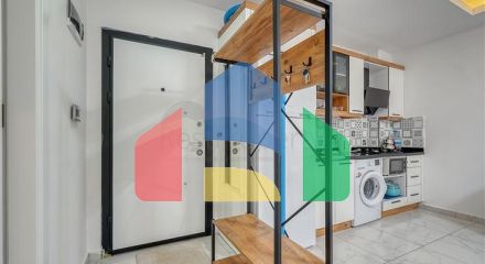 Современная меблированная квартира в новом комплексе в Махмутларе