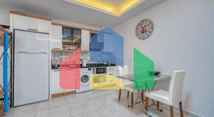 Современная меблированная квартира в новом комплексе в Махмутларе