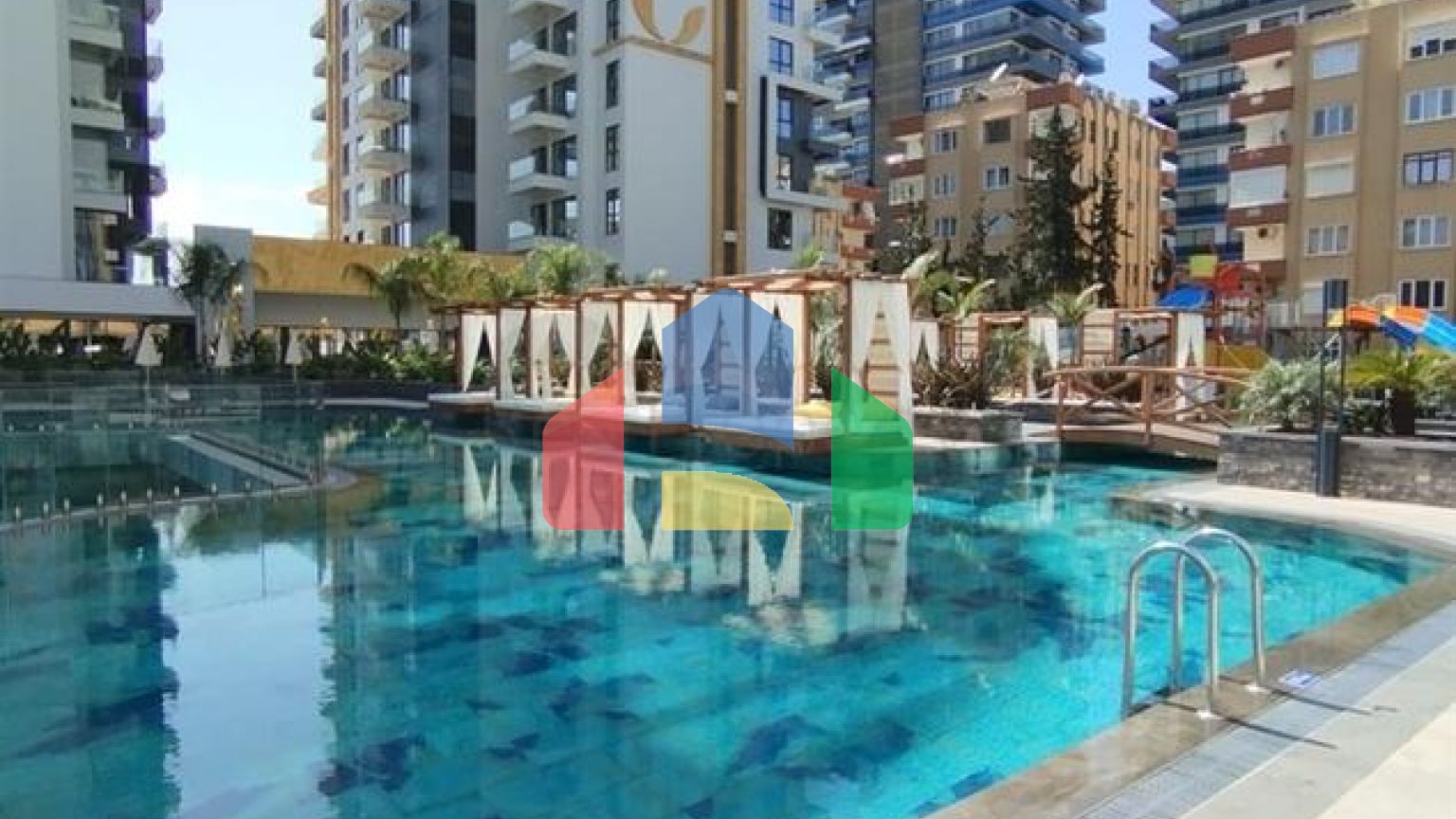 Трёхкомнатная квартира 2+1 в районе Махмутлар