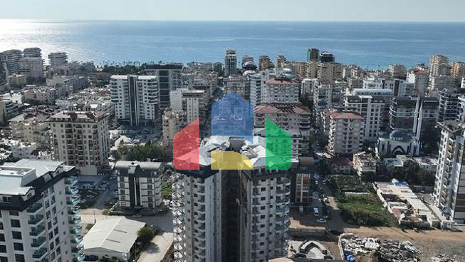 Современная двухкомнатная квартира 1+1 в Махмутларе