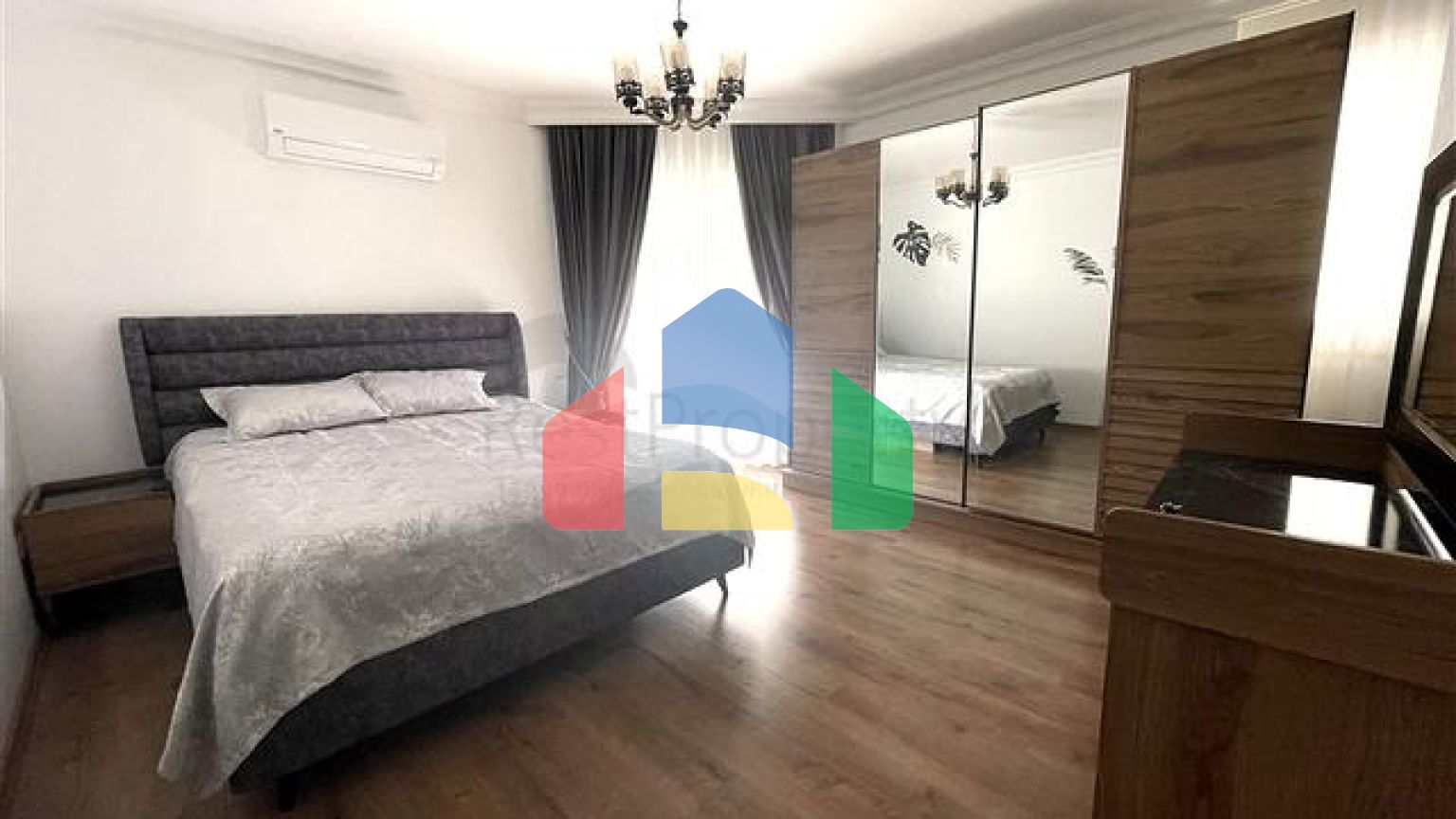 Просторная квартира 2+1 в районе Махмутлар в 50 метрах от моря