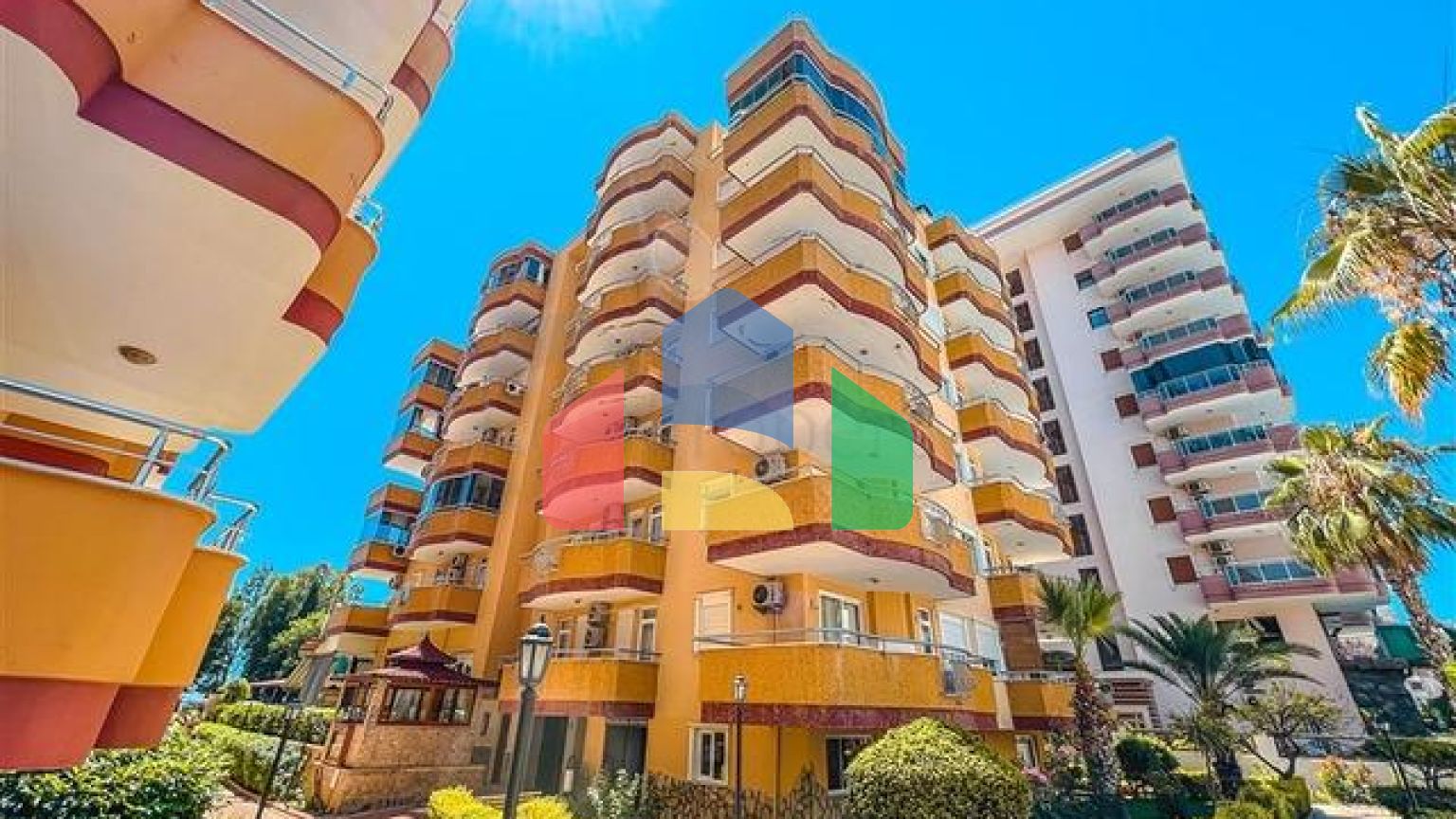 Трёхкомнатная квартира 2+1 с мебелью и развитой инфраструктурой в районе Махмутлар