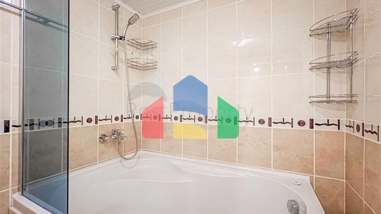 Трёхкомнатная квартира 2+1 с мебелью и развитой инфраструктурой в районе Махмутлар