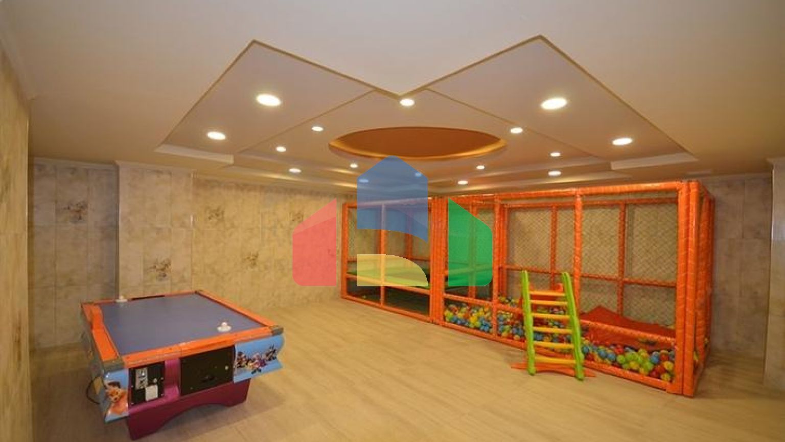 Уютная меблированная квартира в развитом жилом комплексе