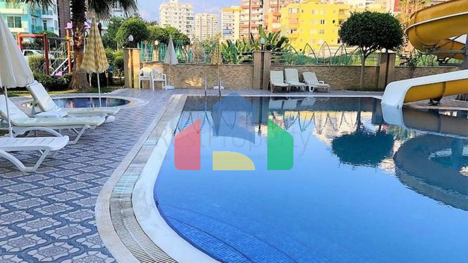 Уютная меблированная квартира в развитом жилом комплексе