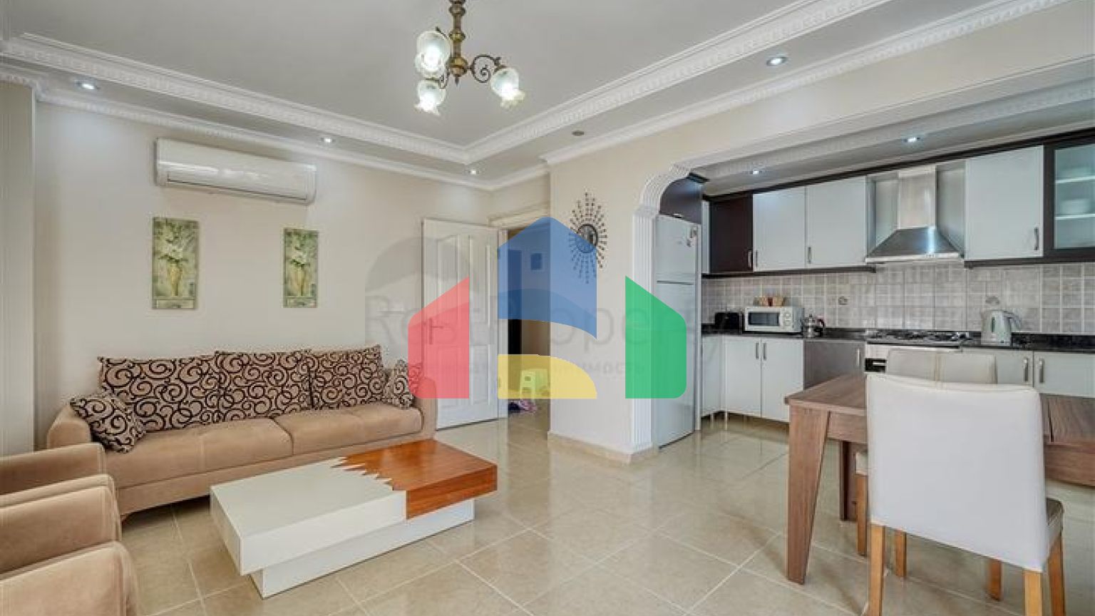 Трёхкомнатная квартира 2+1 в центральной части района Махмутлар