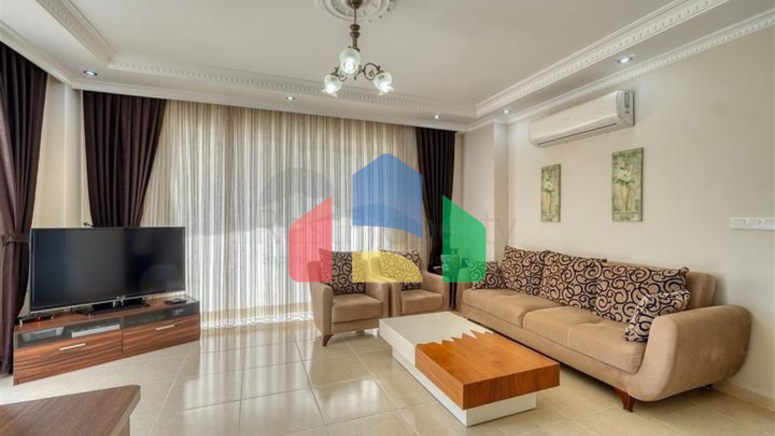 Трёхкомнатная квартира 2+1 в центральной части района Махмутлар