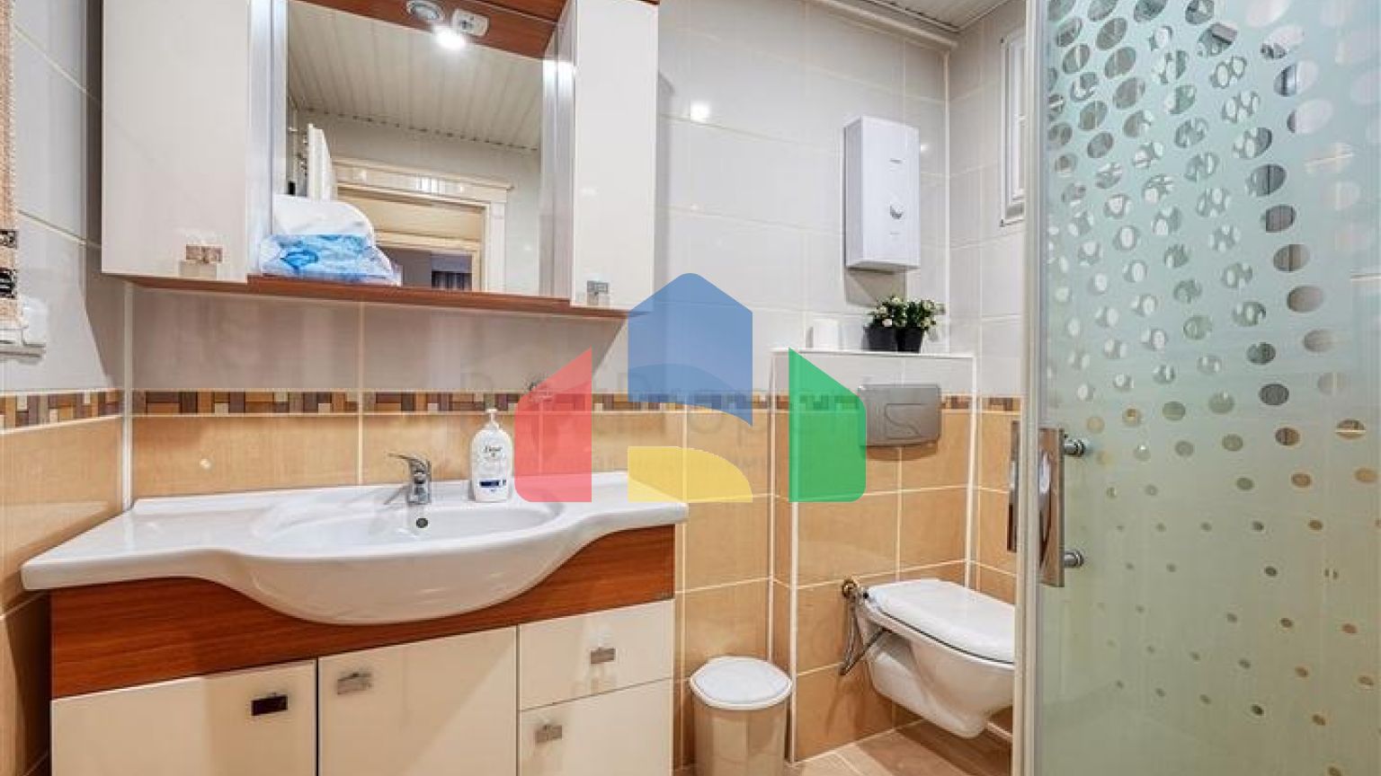 Трёхкомнатная квартира 2+1 в центральной части района Махмутлар