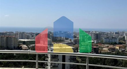 Просторная квартира 2+1 в Махмутларе с отличной инфраструктурой