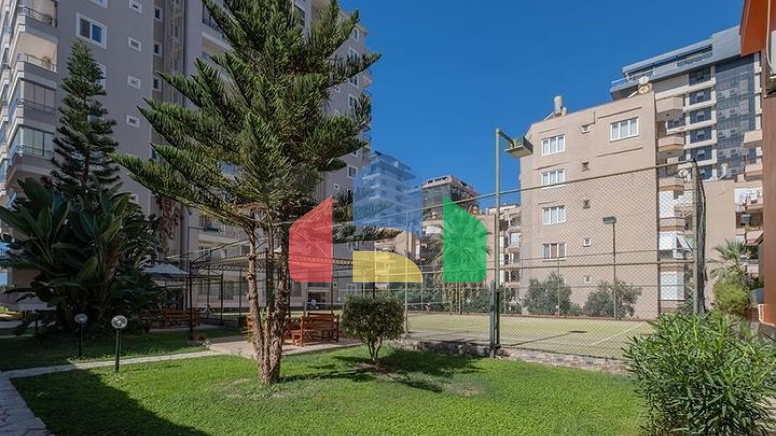 Просторная квартира 2+1 в районе Махмутлар в 50 метрах от моря