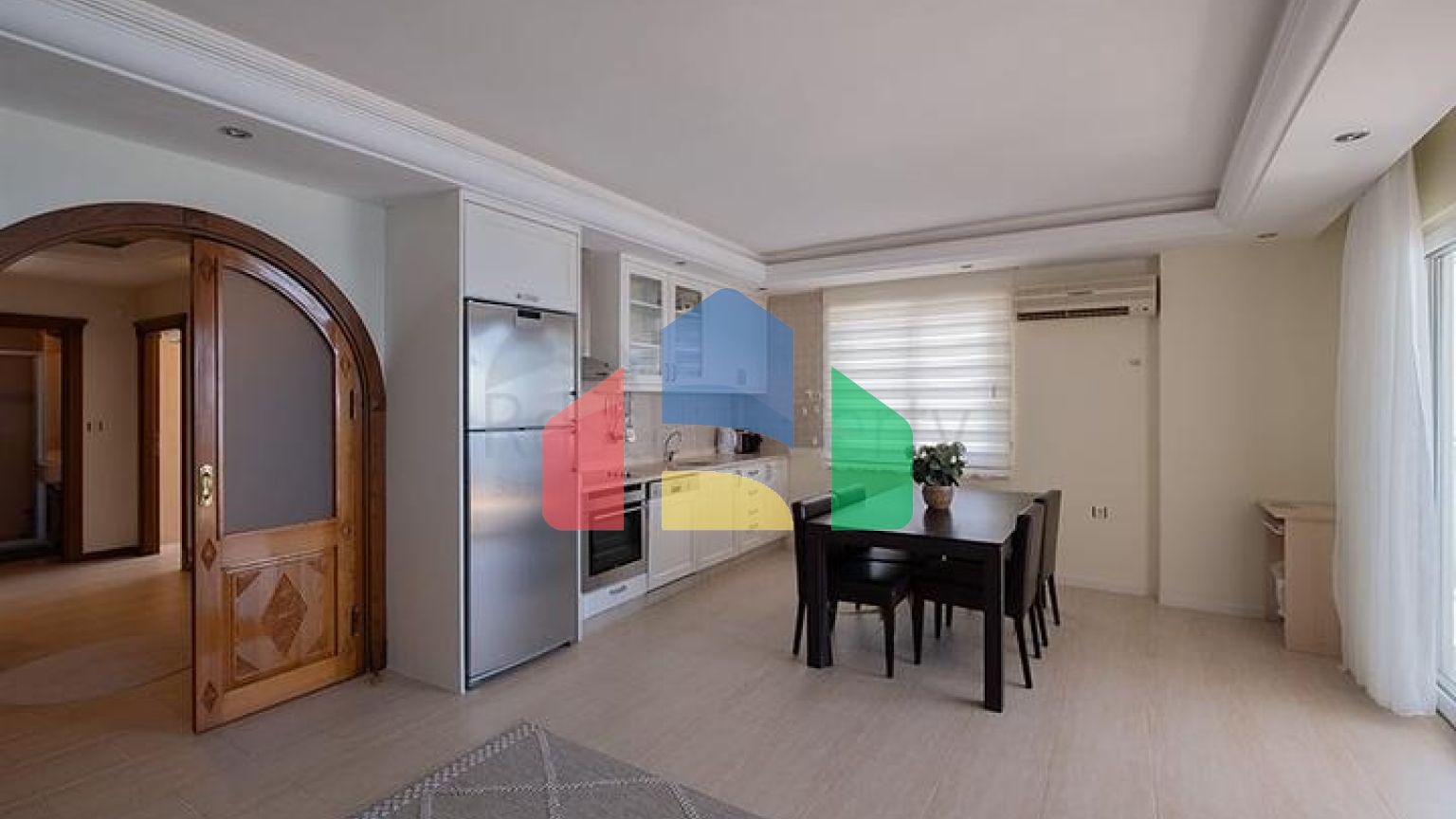 Просторная квартира 2+1 в районе Махмутлар в 50 метрах от моря