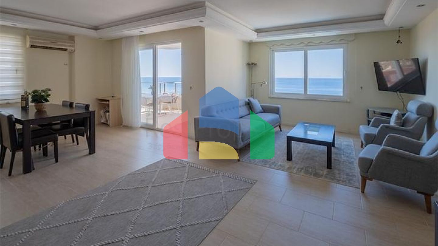 Просторная квартира 2+1 в районе Махмутлар в 50 метрах от моря