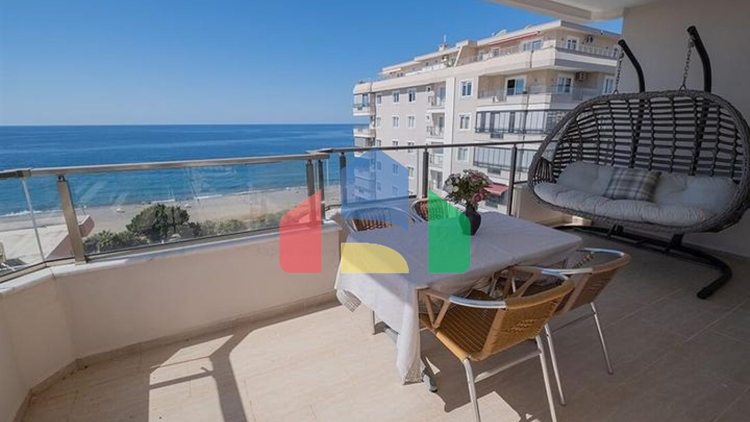 Просторная квартира 2+1 в районе Махмутлар в 50 метрах от моря