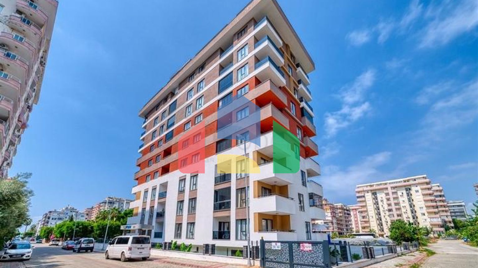 Современная квартира 1+1 в новом комплексе в Махмутларе всего 350 м от моря