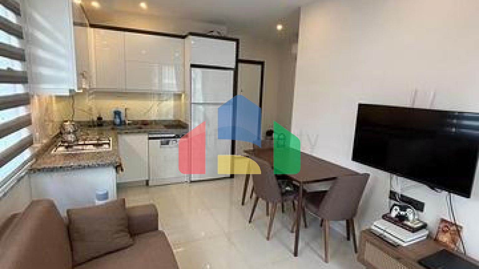 Уютная квартира 1+1 в районе Махмутлар рядом с морем