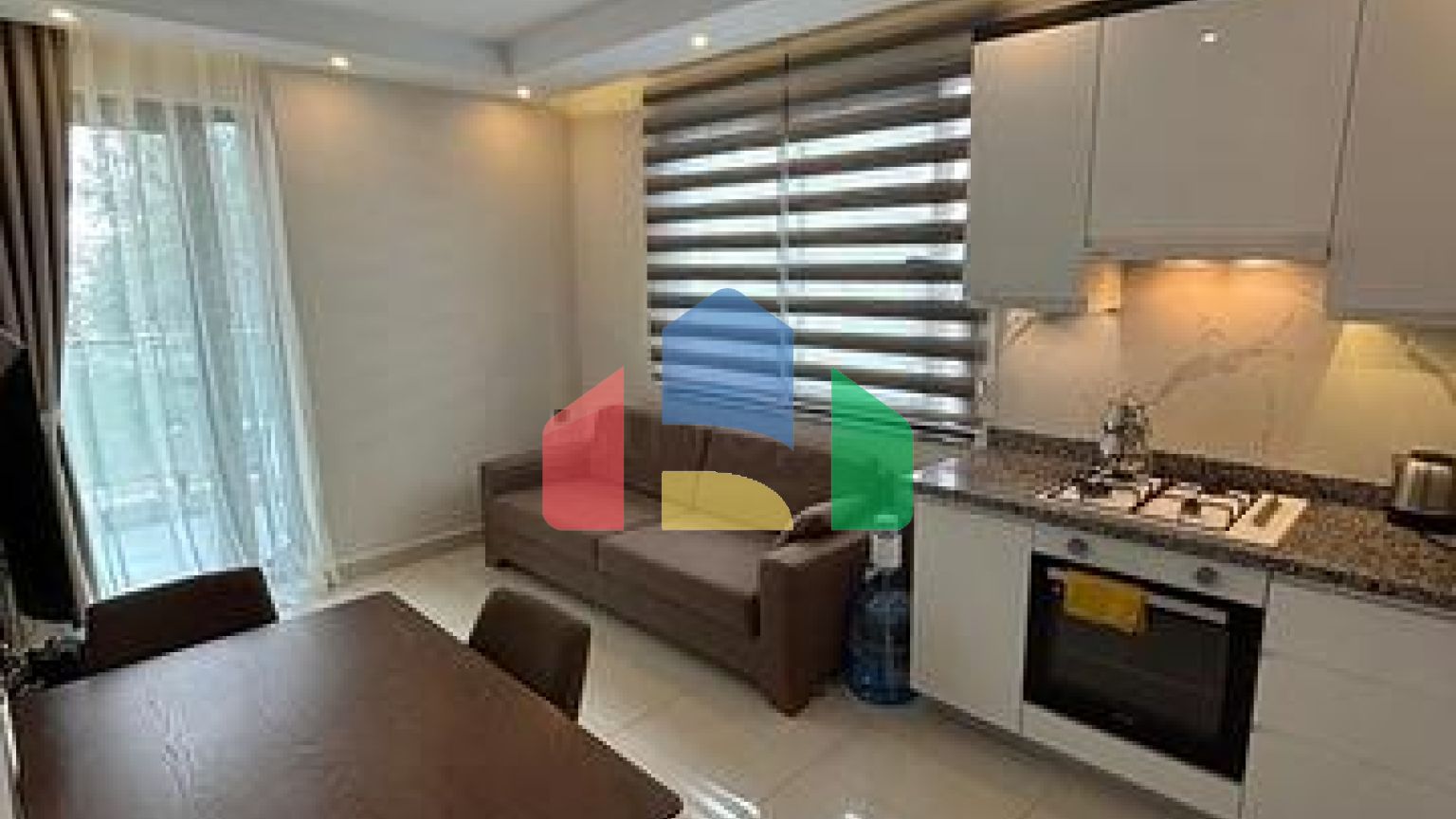 Уютная квартира 1+1 в районе Махмутлар рядом с морем