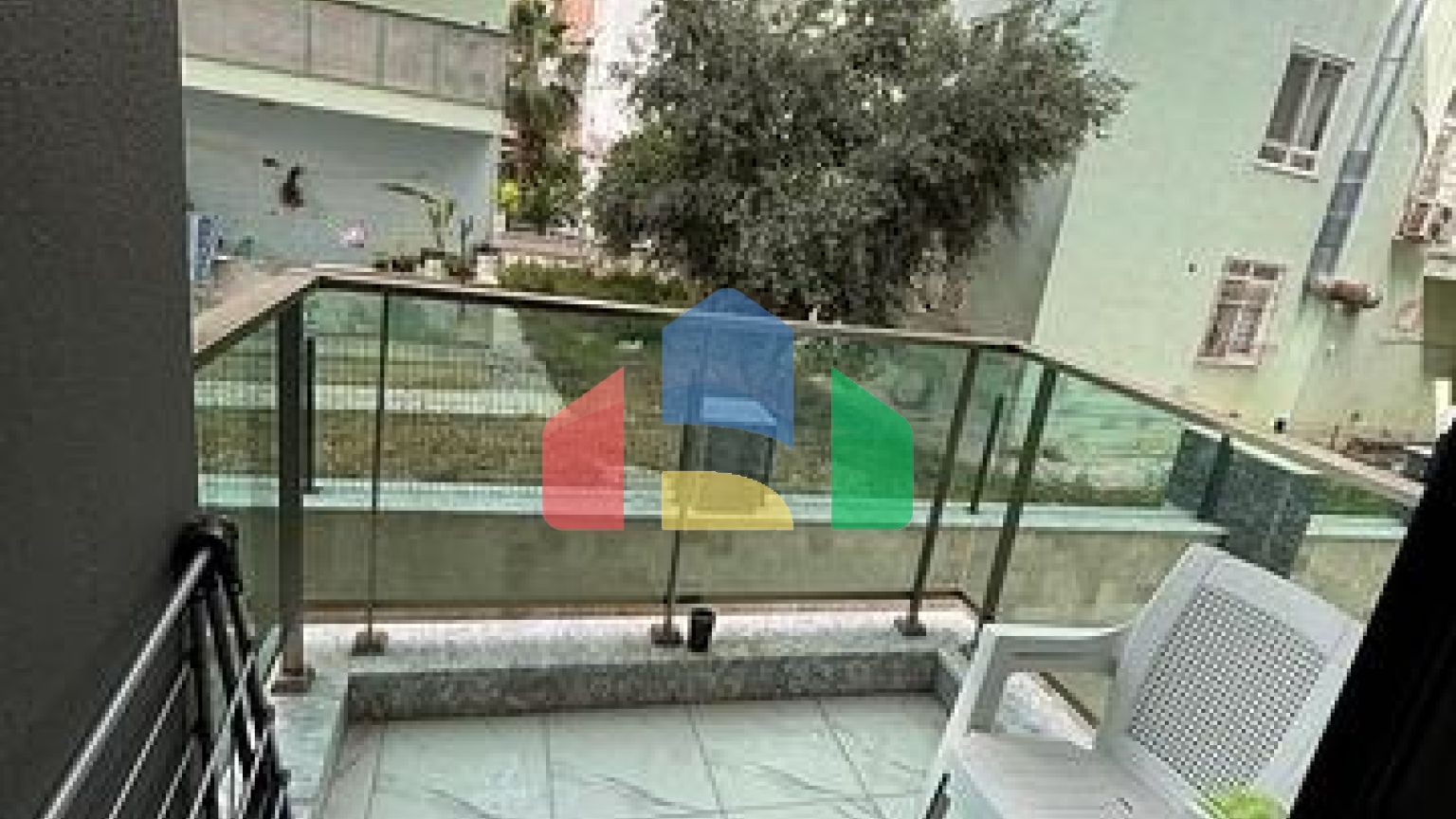 Уютная квартира 1+1 в районе Махмутлар рядом с морем