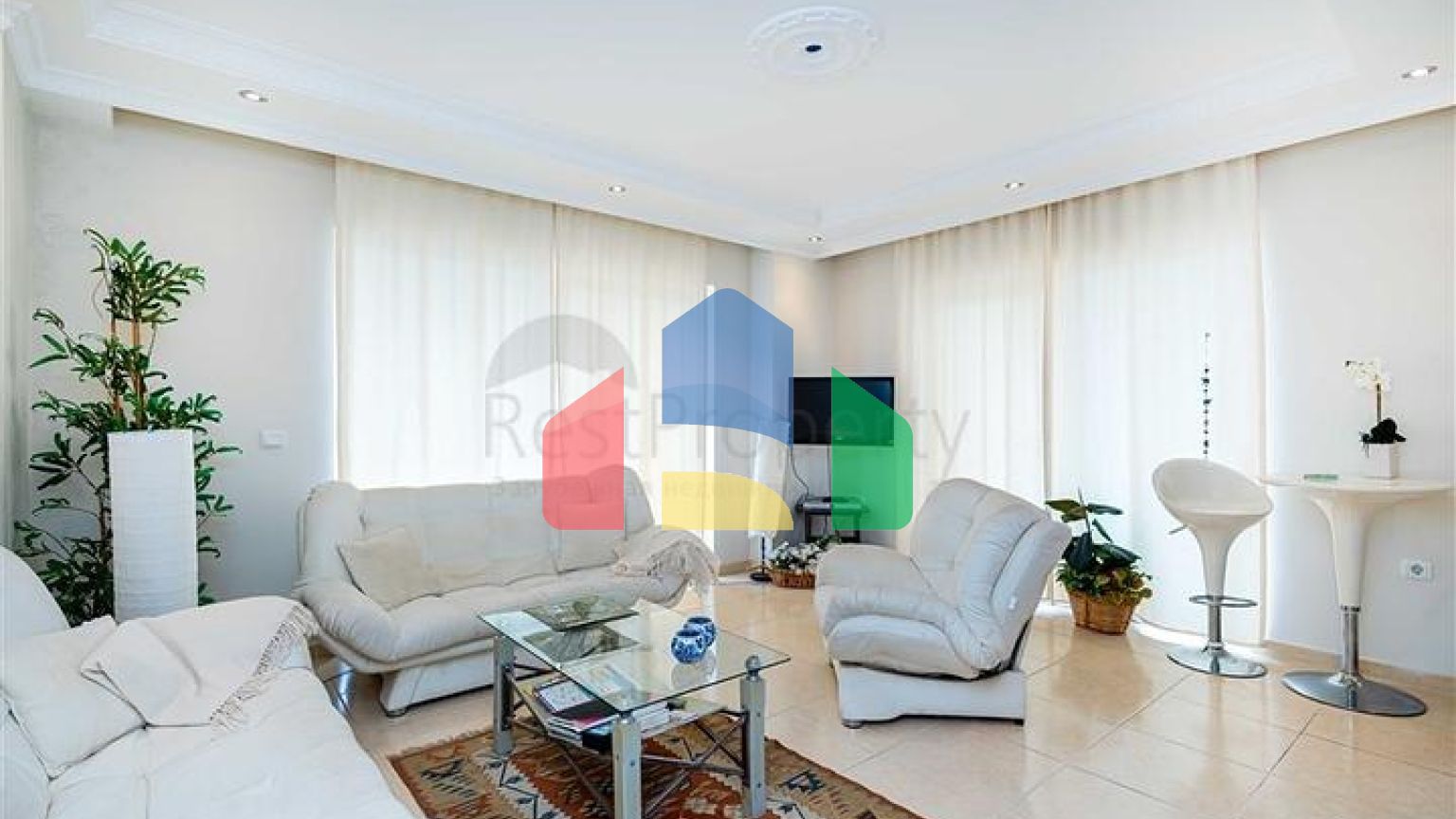 Трёхкомнатная квартира 2+1 в центре района Махмутлар