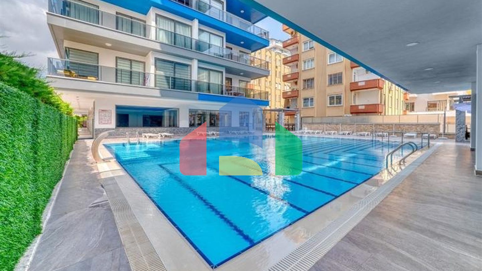 Трёхкомнатная квартира 2+1 с мебелью в районе Махмутлар в 20 м от моря