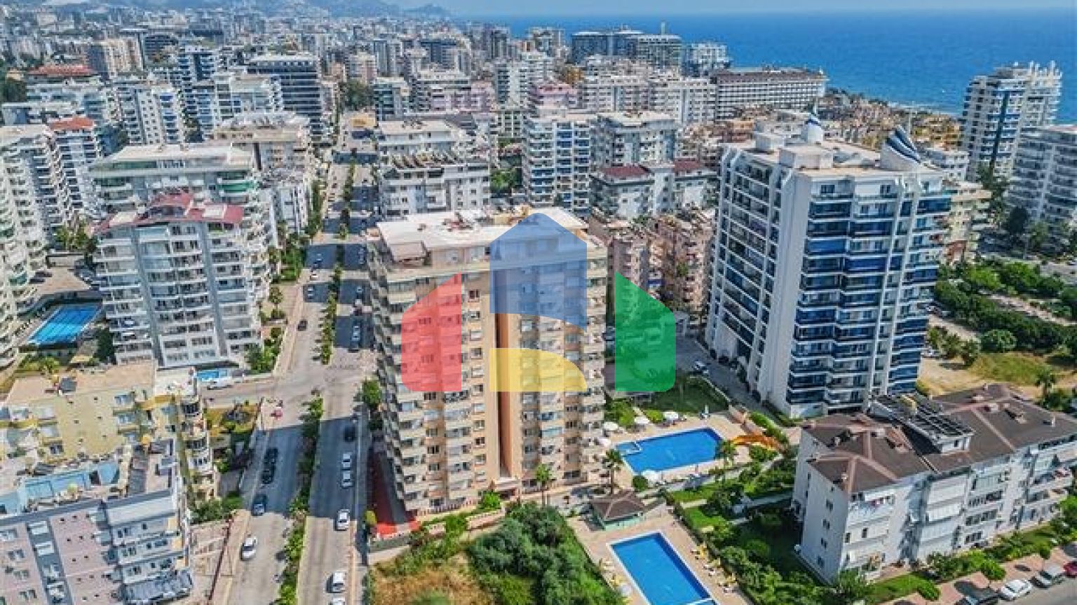 Трёхкомнатная квартира 2+1 с развитой инфраструктурой в районе Махмутлар