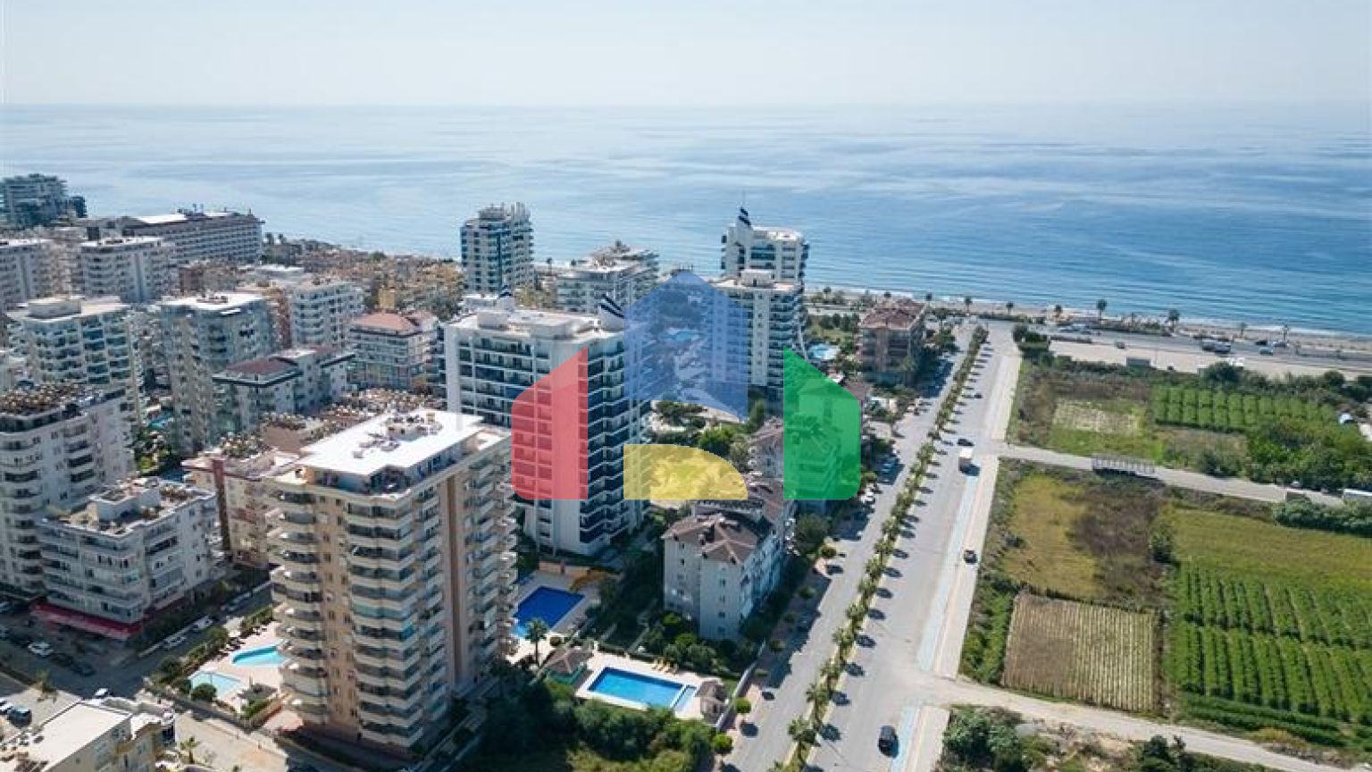 Двухкомнатная квартира с удобной планировкой в районе Махмутлар