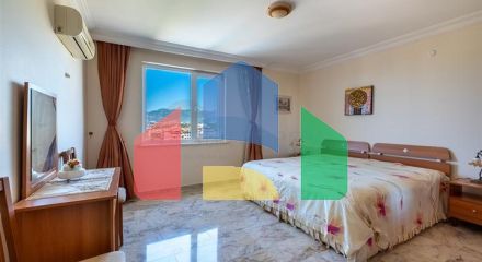 Двухкомнатная квартира с удобной планировкой в районе Махмутлар