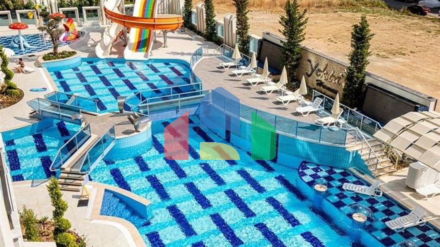 Двухкомнатная квартира 1+1 с мебелью и богатой инфраструктурой в районе Махмутлар