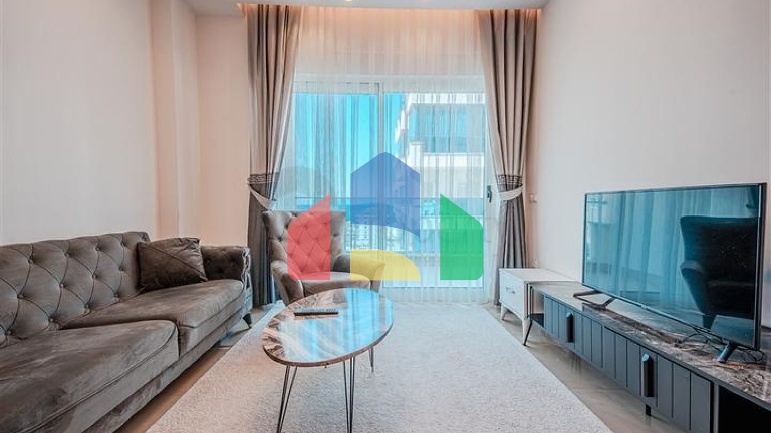 Двухкомнатная квартира 1+1 с мебелью и богатой инфраструктурой в районе Махмутлар