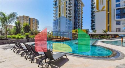 Стильная меблированная квартира с богатой инфраструктурой рядом с морем