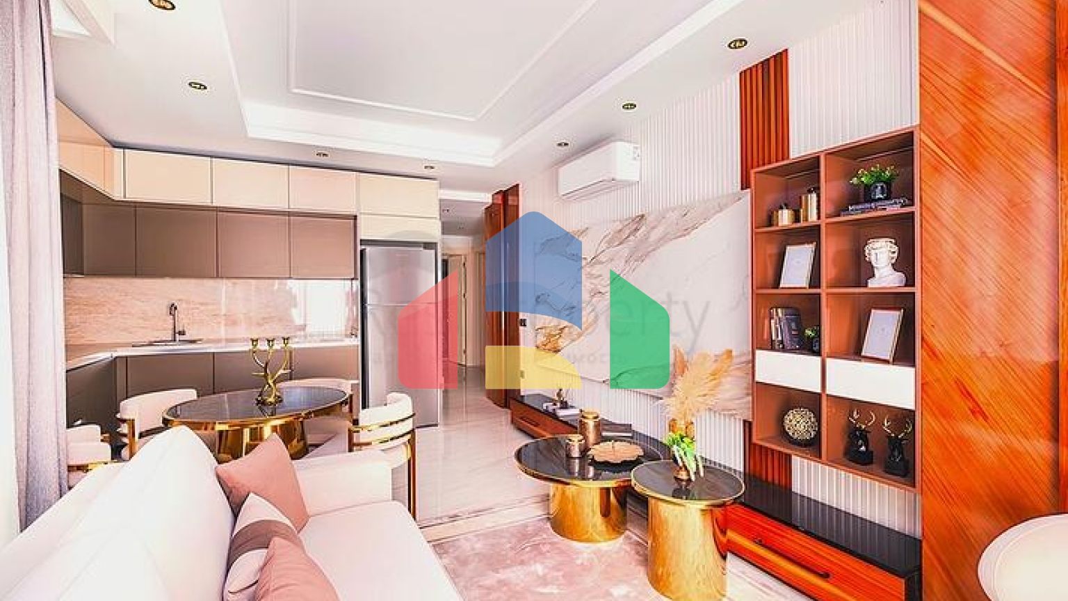 Стильная меблированная квартира с богатой инфраструктурой рядом с морем