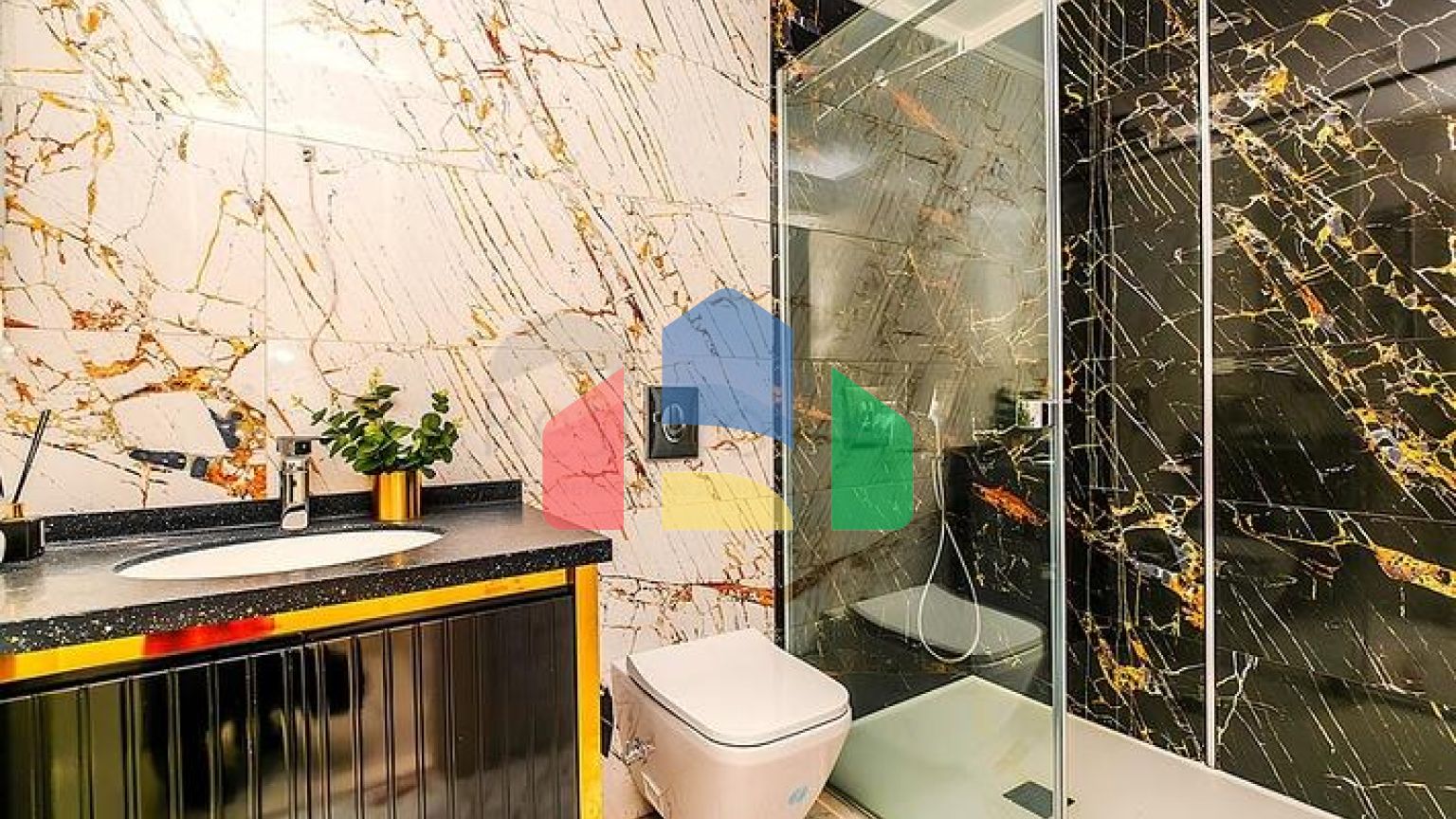 Стильная меблированная квартира с богатой инфраструктурой рядом с морем