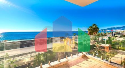 Стильная меблированная квартира с богатой инфраструктурой рядом с морем