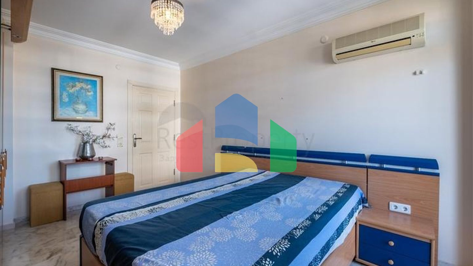 Двухкомнатная квартира с развитой инфраструктурой в районе Махмутлар