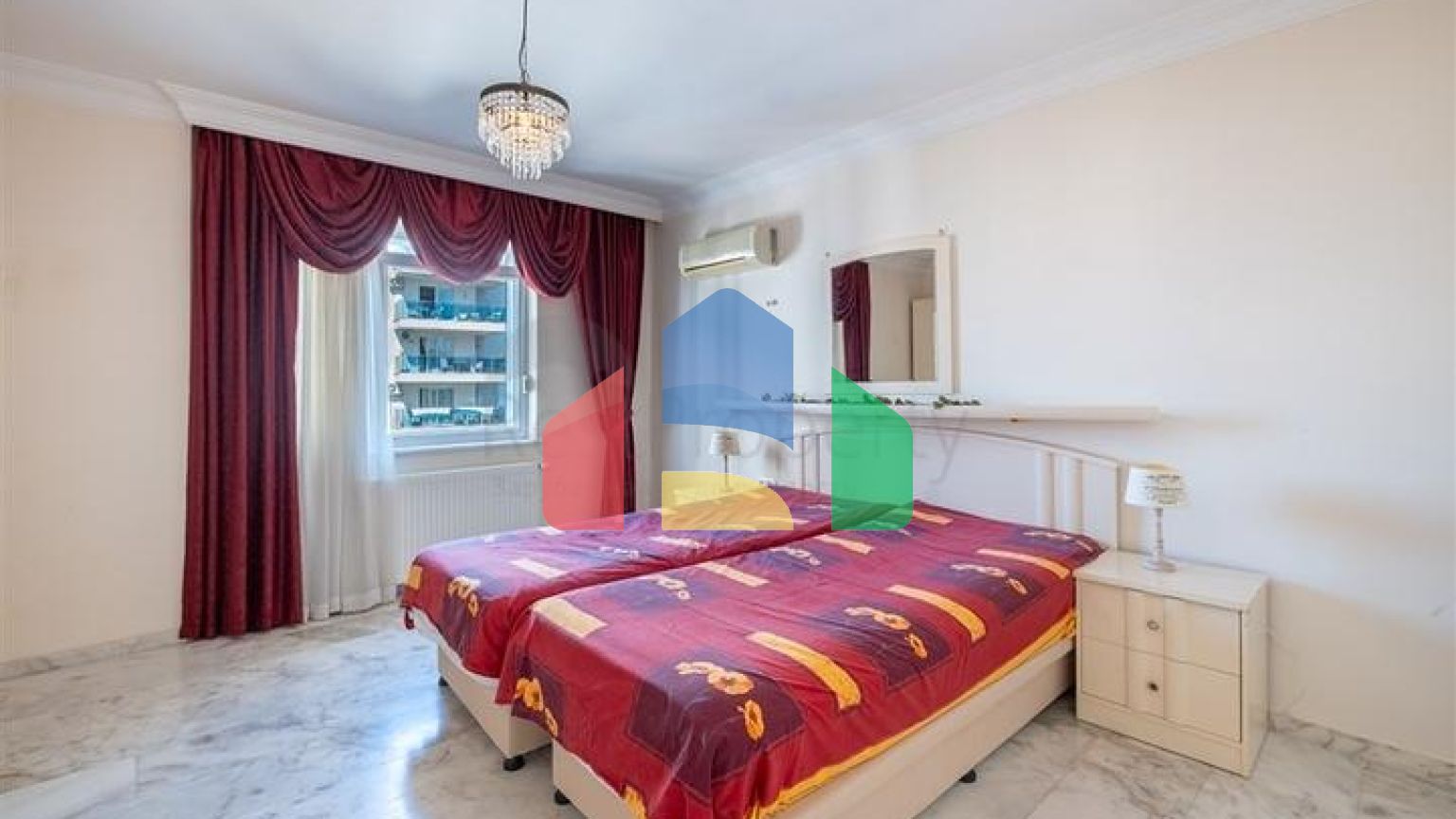 Двухкомнатная квартира с развитой инфраструктурой в районе Махмутлар