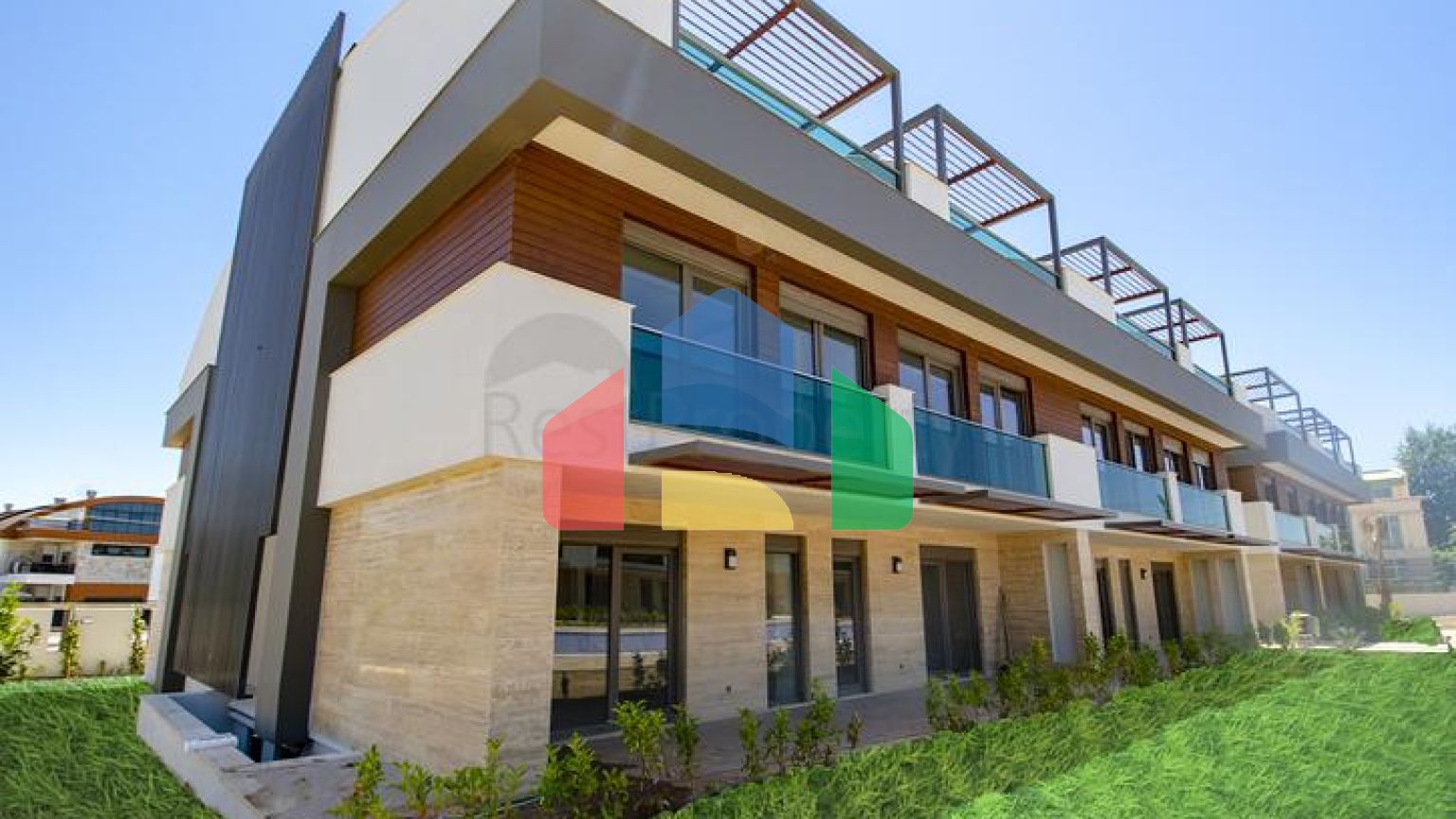 Элитный проект в Ларе Анталья в 400 м от песчаных пляжей