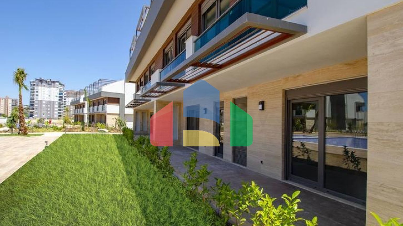 Элитный проект в Ларе Анталья в 400 м от песчаных пляжей