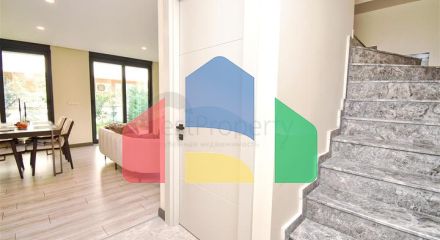 Квартира планування 2 + 1 в мікрорайоні Гюзельоба - Анталія