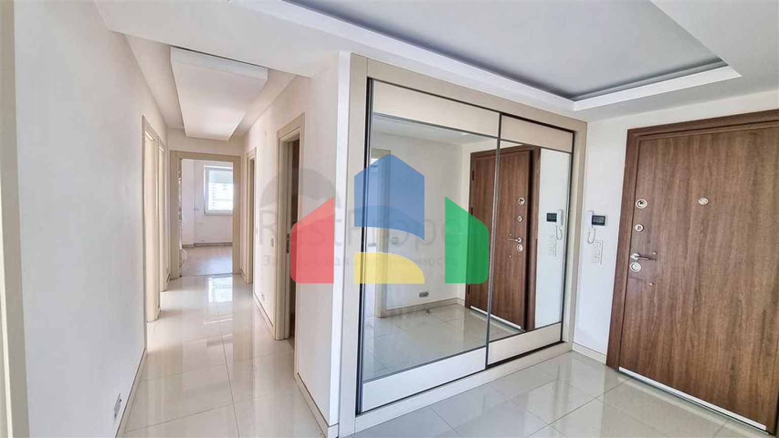 Квартири планування 3 + 1 і 4 + 1 в мікрорайоні Чаглаян - Анталія