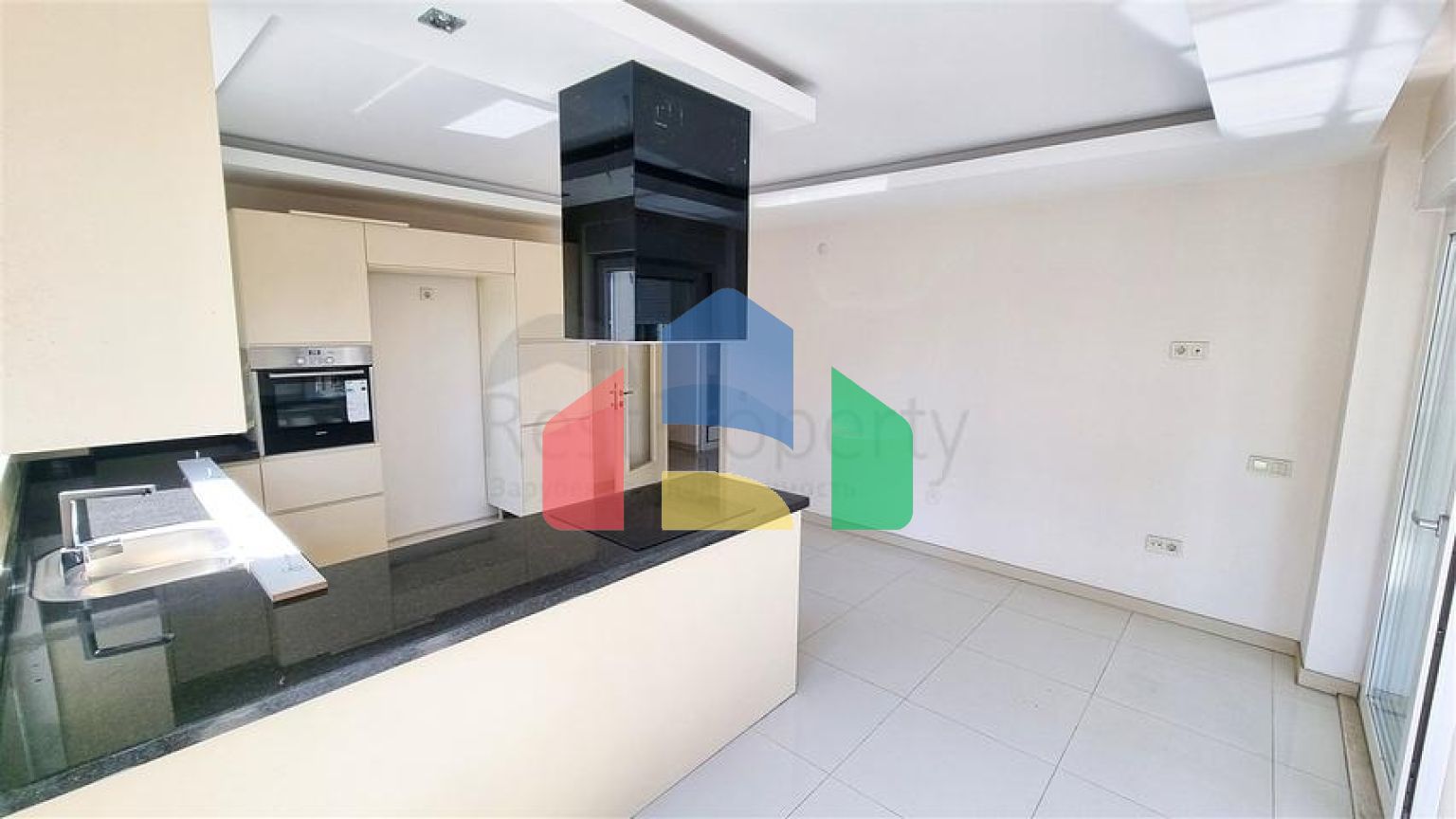 Квартири планування 3 + 1 і 4 + 1 в мікрорайоні Чаглаян - Анталія