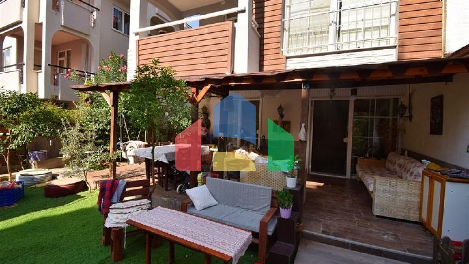 Вилла планировки 4+2 в районе Лара - Анталия