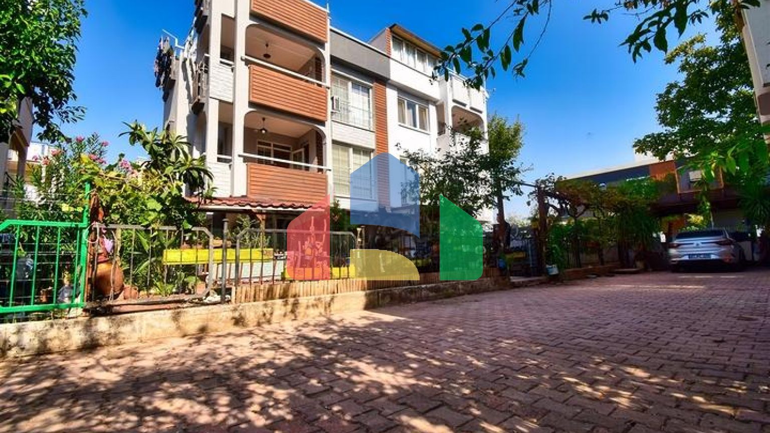 Вилла планировки 4+2 в районе Лара - Анталия