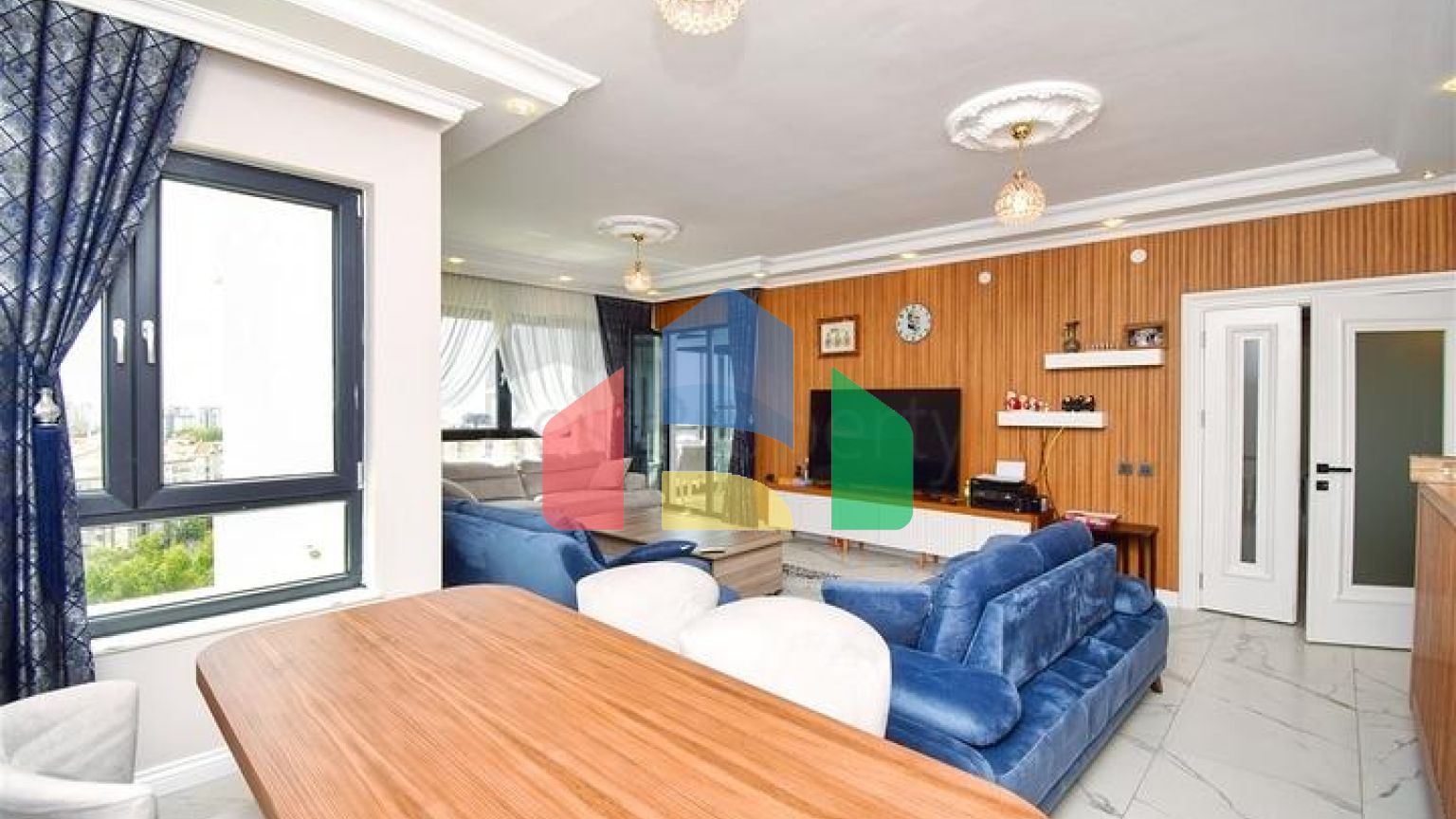 Квартира планування 5 + 1 дуплекс в мікрорайоні Чаглаян-Анталія