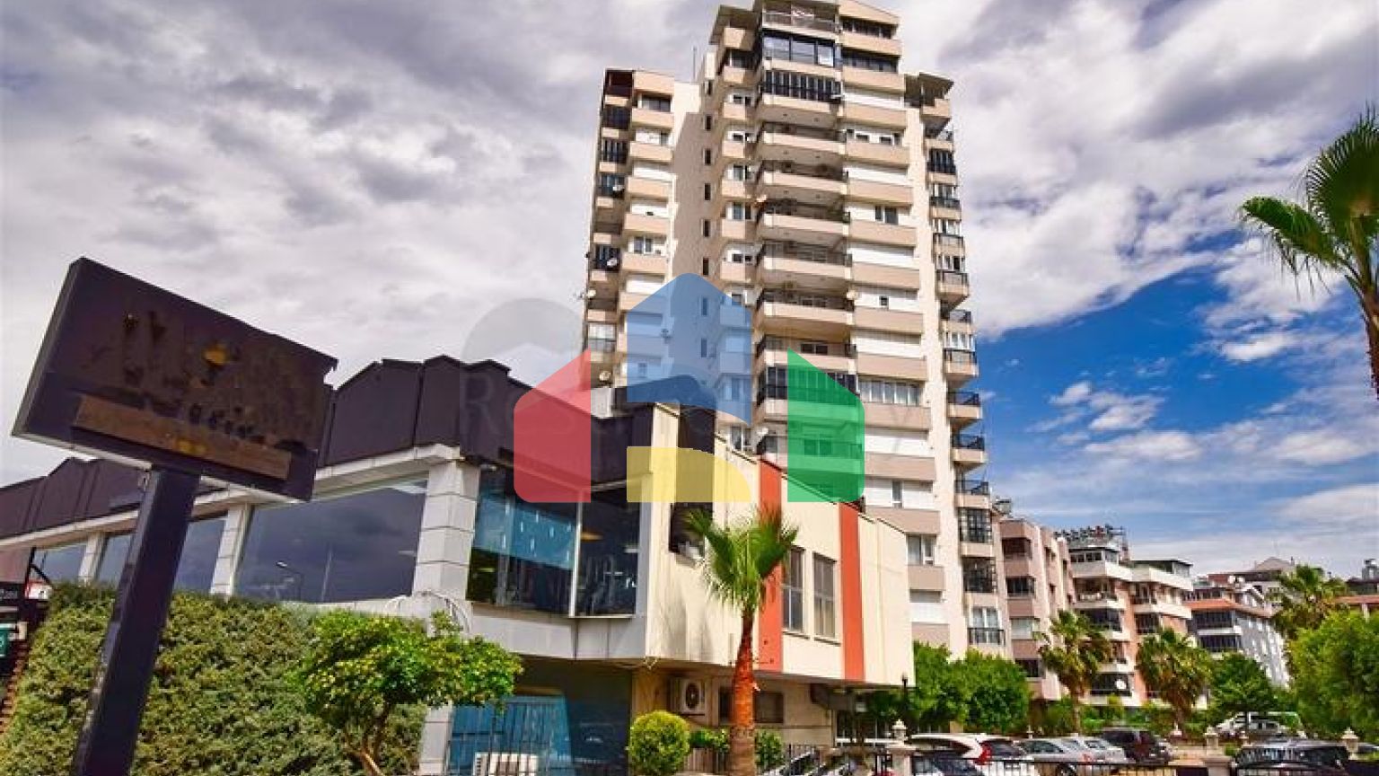 Квартира планування 5 + 1 дуплекс в мікрорайоні Чаглаян-Анталія