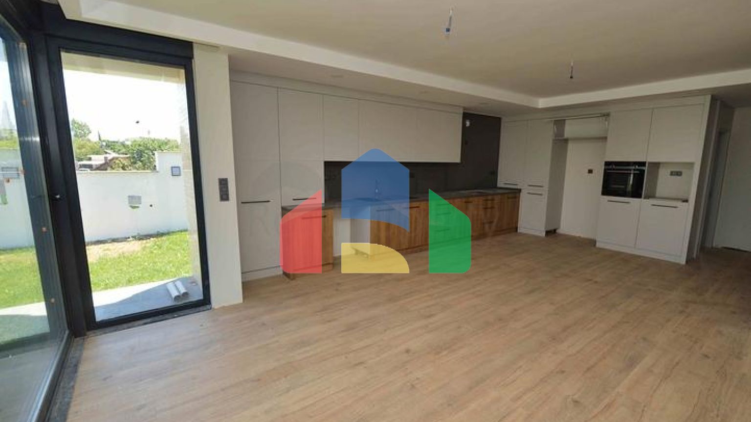 Виллы в комплексе планировки 5+1 в районе Лара - Анталия